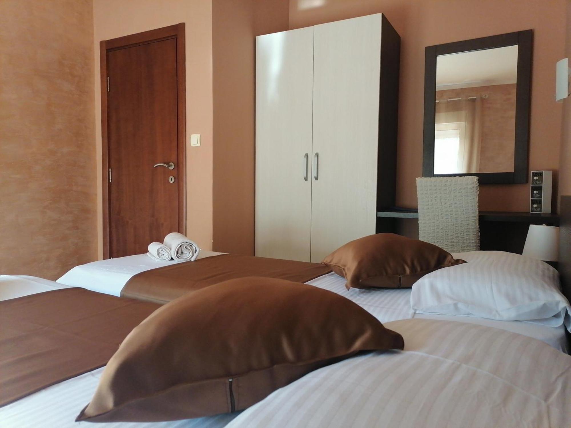 Pejovic Residence Budva Habitación foto